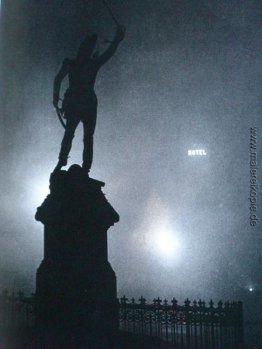 Statue von Marshall Ney im Nebel