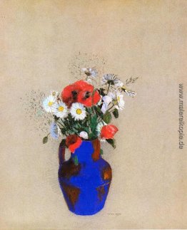 Mohnblumen und Gänseblümchen in einer blauen Vase