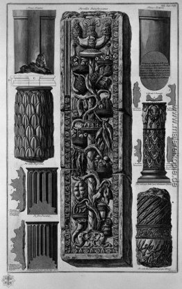 Trommeln der Säulen und Reliefs der römischen Villen