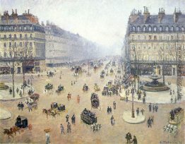 Avenue de l'Opera, Place du Theatre Francais. Misty